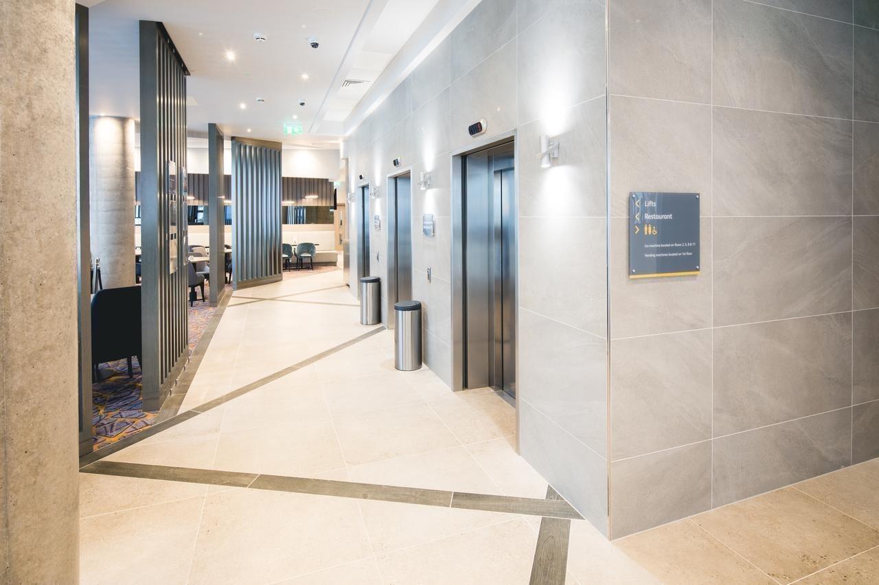 Maldron Hotel Newcastle Ngoại thất bức ảnh