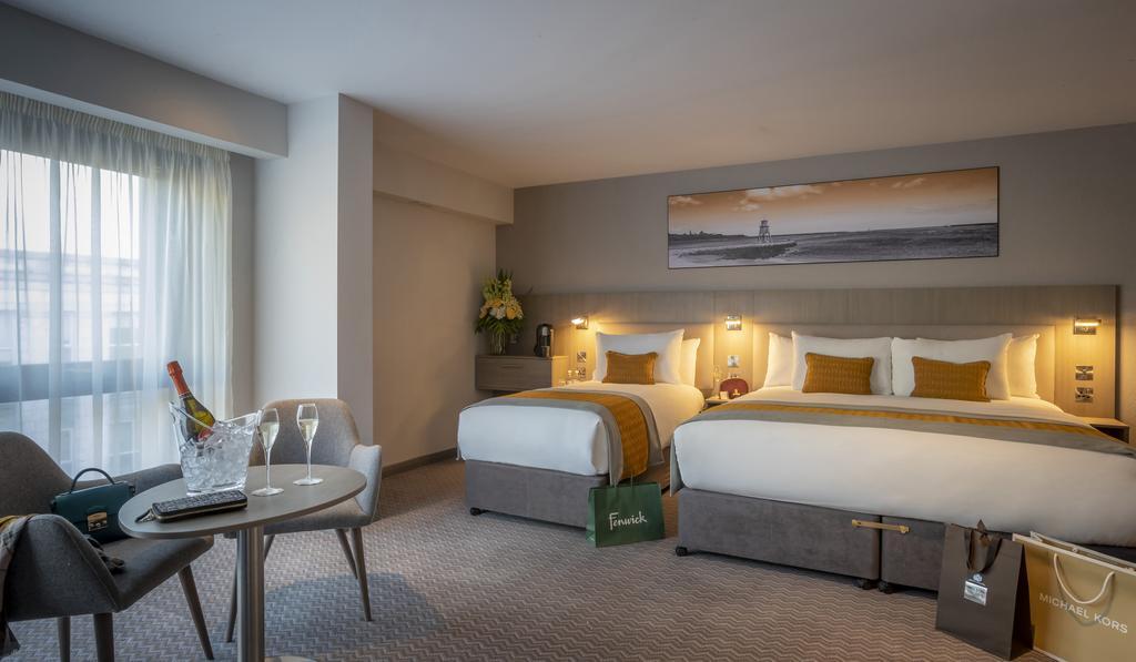 Maldron Hotel Newcastle Ngoại thất bức ảnh