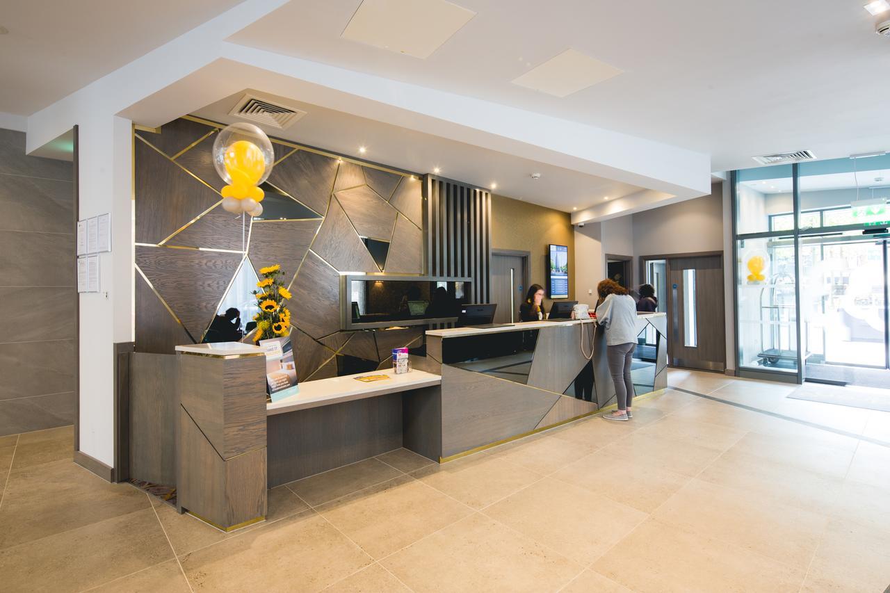 Maldron Hotel Newcastle Ngoại thất bức ảnh