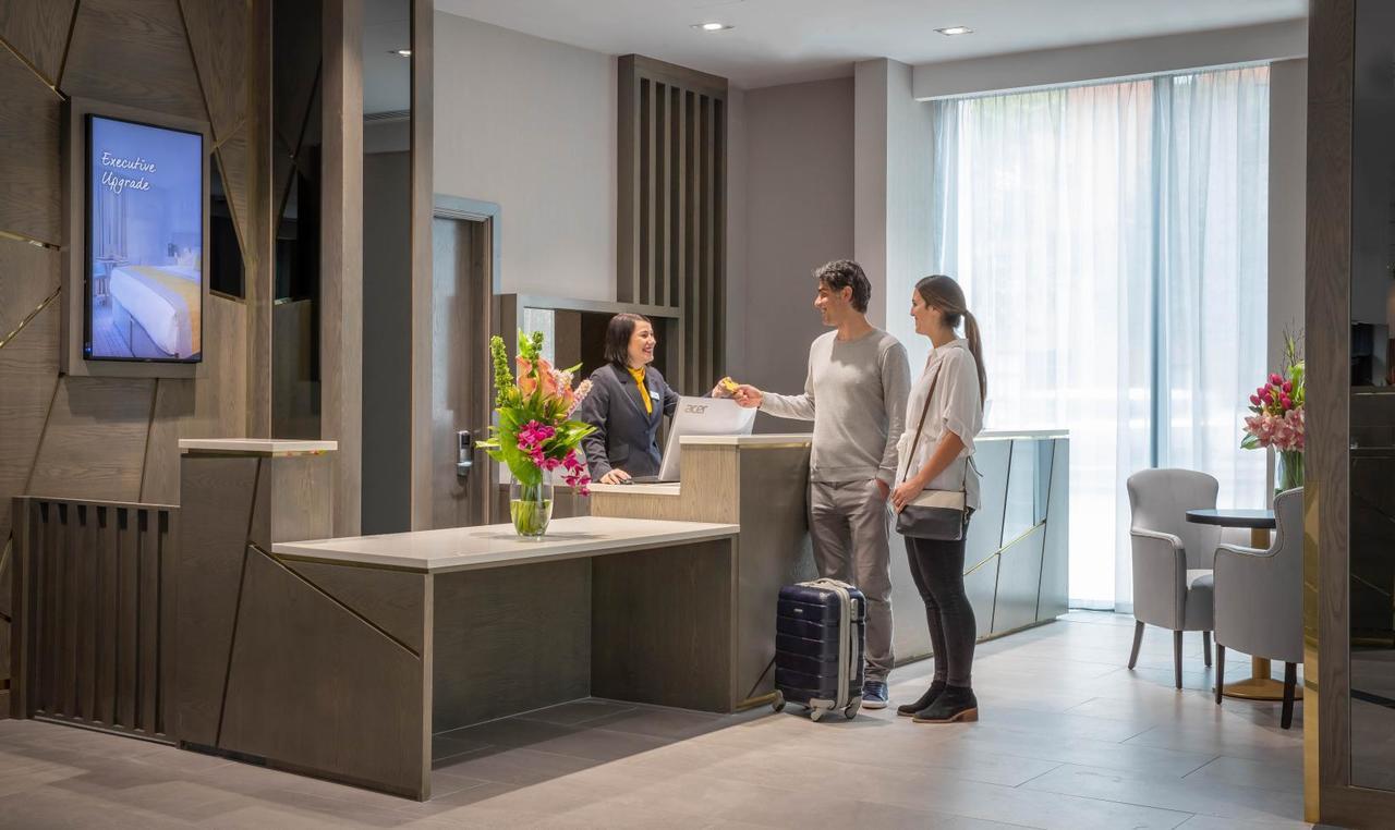 Maldron Hotel Newcastle Ngoại thất bức ảnh