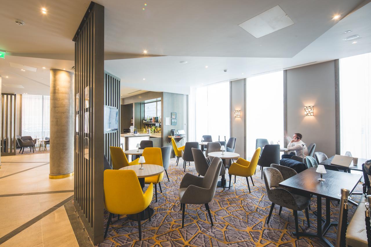 Maldron Hotel Newcastle Ngoại thất bức ảnh