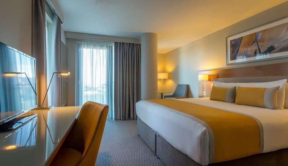 Maldron Hotel Newcastle Ngoại thất bức ảnh